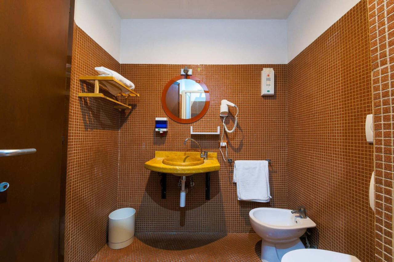 E-Room 42 Рим Екстер'єр фото